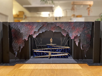 舞台「SERVAMP-サーヴァンプ-」模型写真